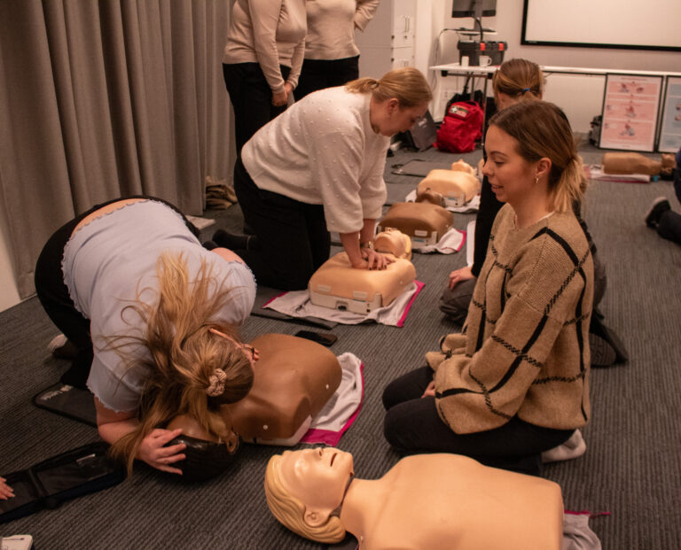 Learning to save lives with CPR